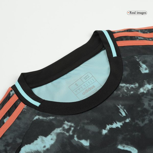 Bayern Munich 2024-25 Away Shirt - Image 7
