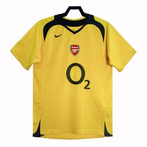 Arsenal 2005-06 Retro Away Shirt