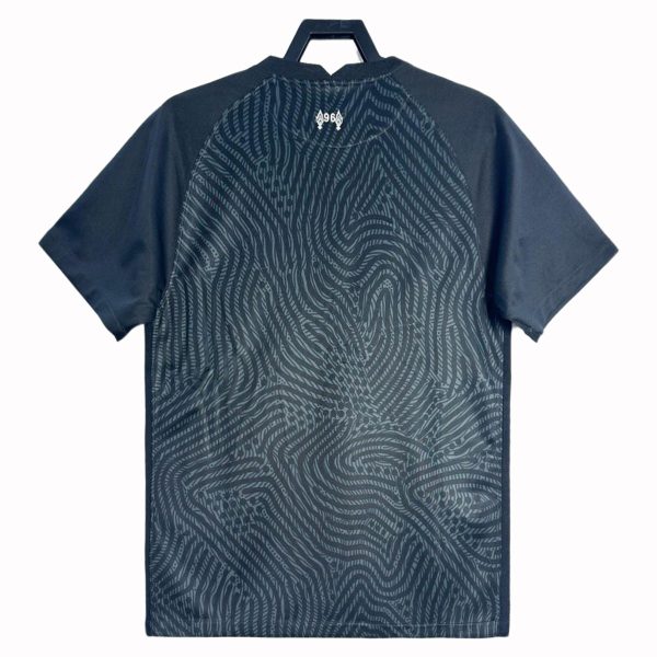 Liverpool 20-21 Goalkeeper Retro Shirt - Image 2