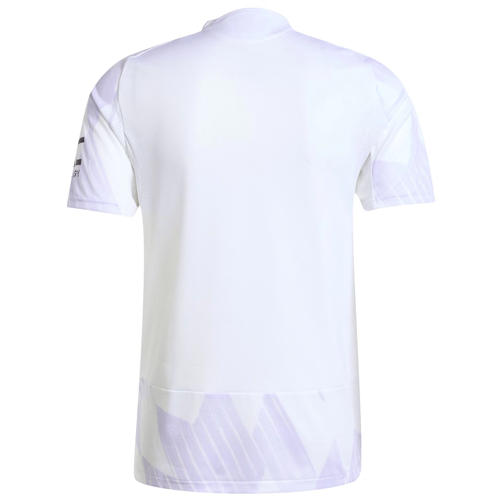 Manchester United 2025-26 Away Authentic Match Shirt - Image 6