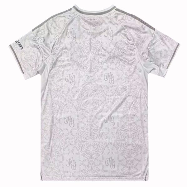 Nottingham Forest 2025-26 Away Shirt - Image 2