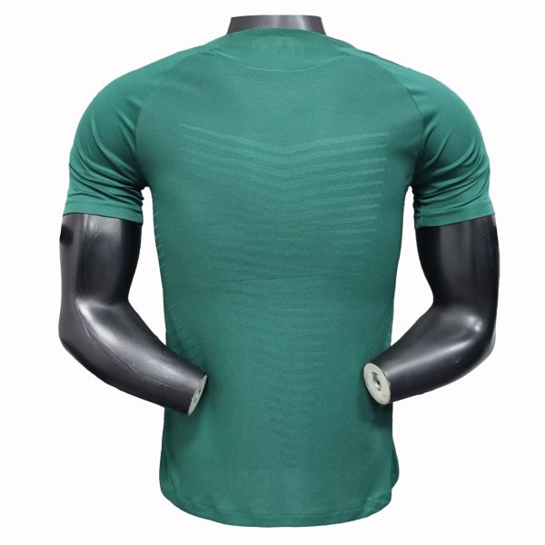 Real Madrid 2025 Green Player Shirt - Image 2