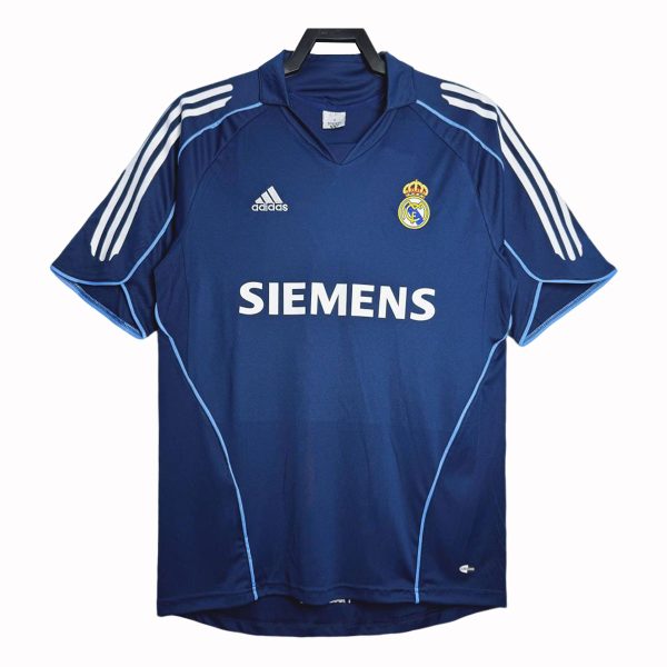Real Madrid 2005-06 Retro Away Shirt