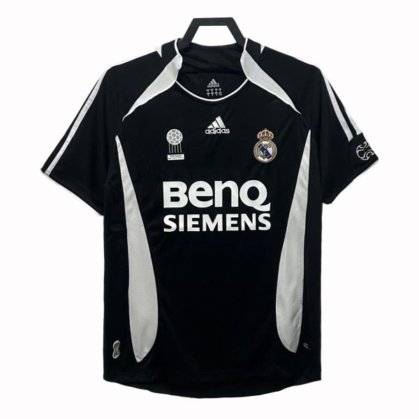 Real Madrid 2006-07 Retro Away Shirt