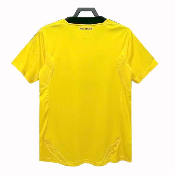 Real Madrid 2011-12 Retro Goalkeeper Shirt - Image 2
