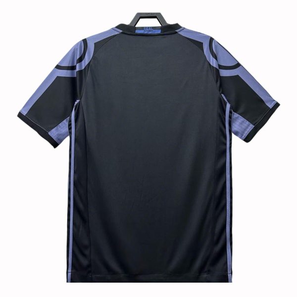 Real Madrid 2016-17 Retro Third Shirt - Image 2