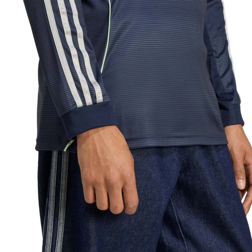 Real Madrid 2025-26 Away Long Sleeve Shirt - Image 8