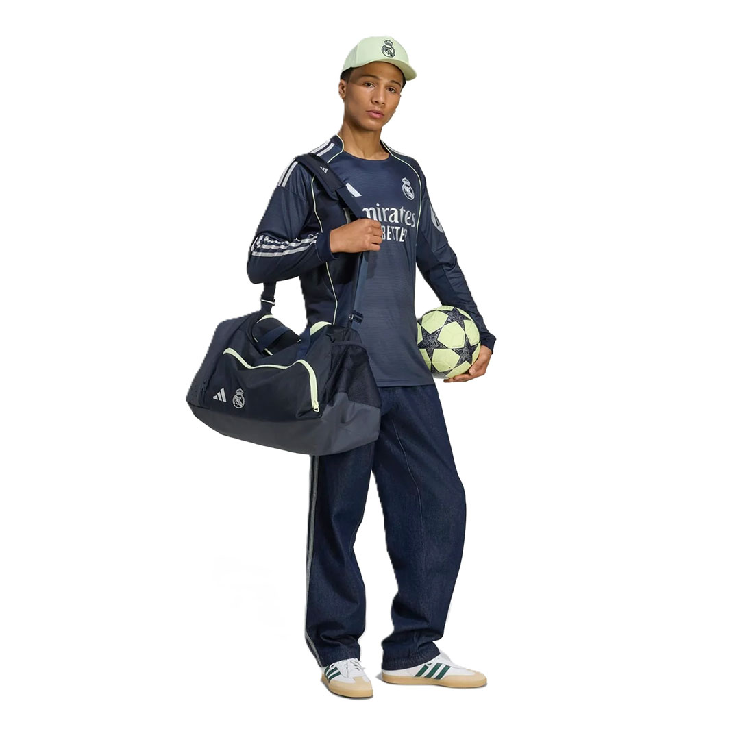 Real Madrid 2025-26 Away Long Sleeve Shirt - Image 6