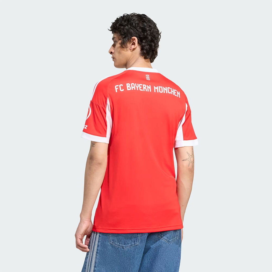 Bayern Munich 2025-26 Home Shirt - Image 3