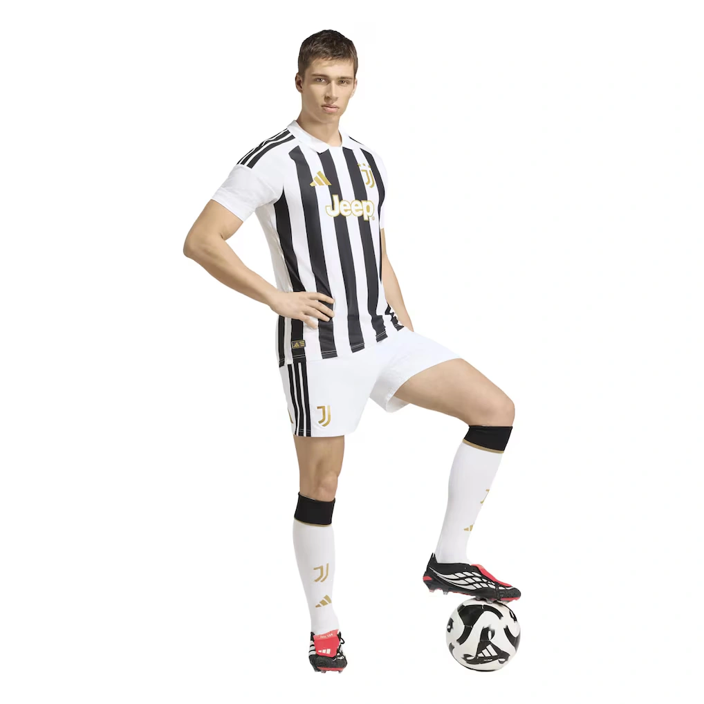 Juventus 2026-27 Home Authentic Match Shirt - Image 4