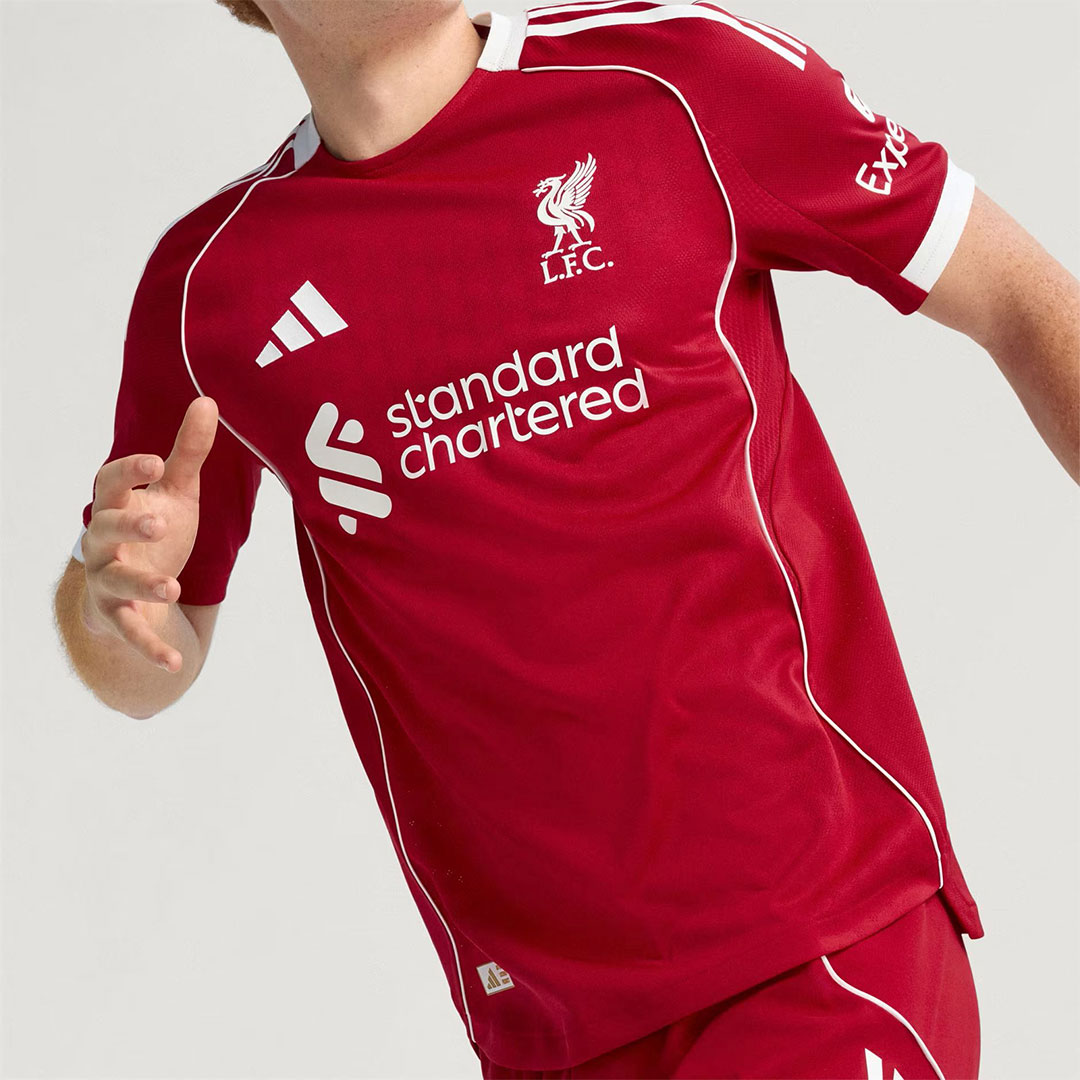 Liverpool 2025-26 Home Authentic Shirt - Image 8