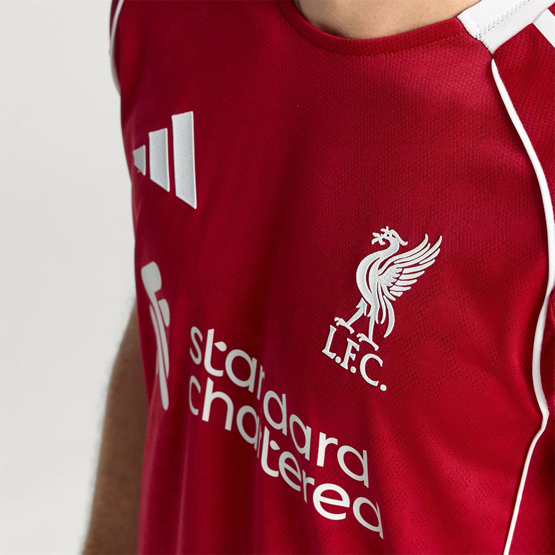 Liverpool 2025-26 Home Authentic Shirt - Image 10