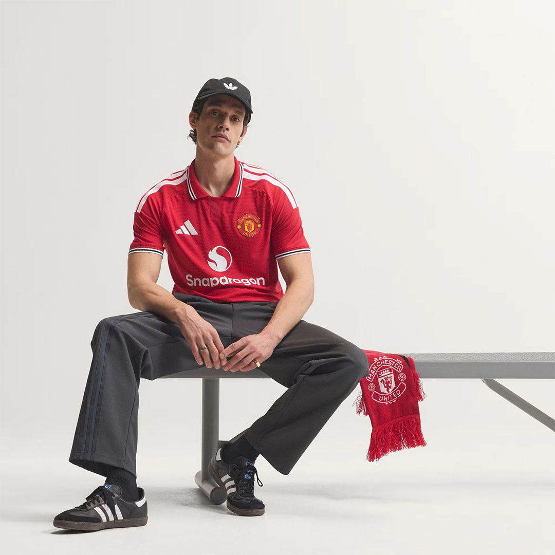Manchester United 2026-27 Home Authentic Match Shirt - Image 7